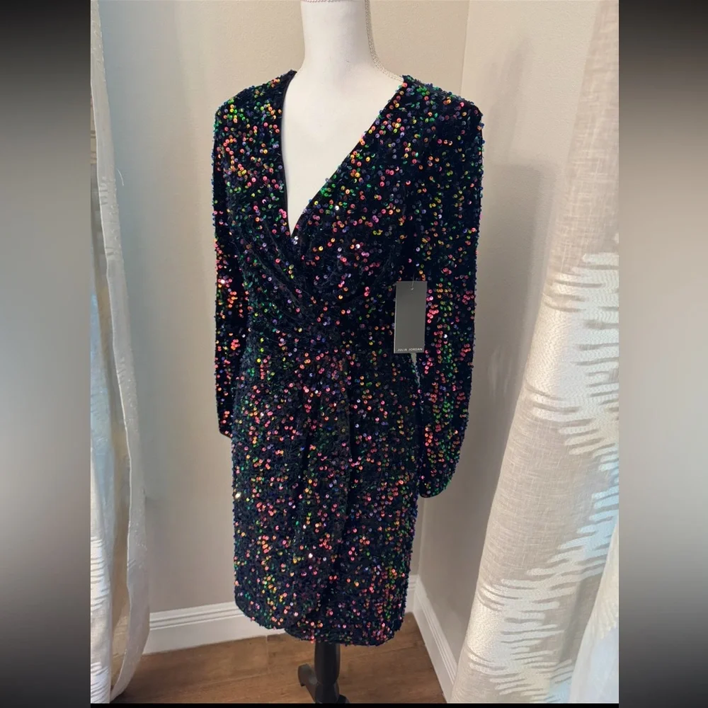 Julia Jordan Sequin Dress